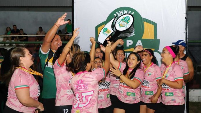 d737b360d3d37db0ec9e0321befcb748