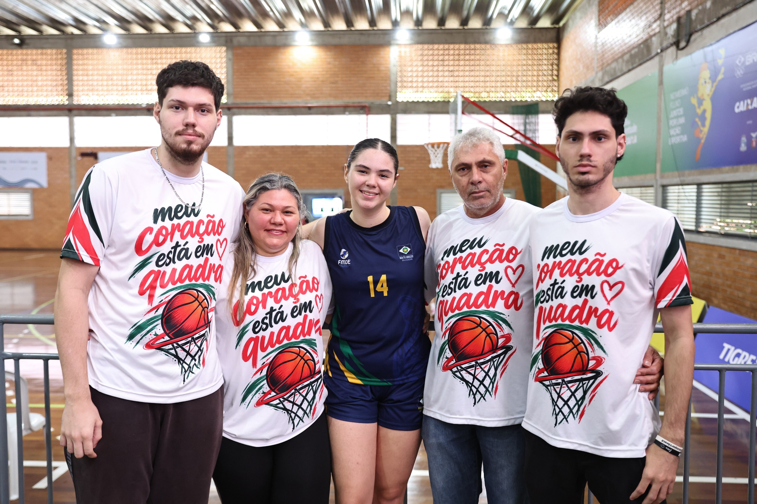 Família de Maria Clara de Barra do Garças viaja 18 horas para ver a filha estrear no basquete dos Jogos da Juventude CAIXA 2026